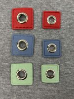 Öse auf Kunstleder Silber Öse auf Kunstleder Silber