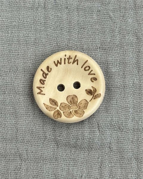 7 Holz Knöpfe Made with Love Blume